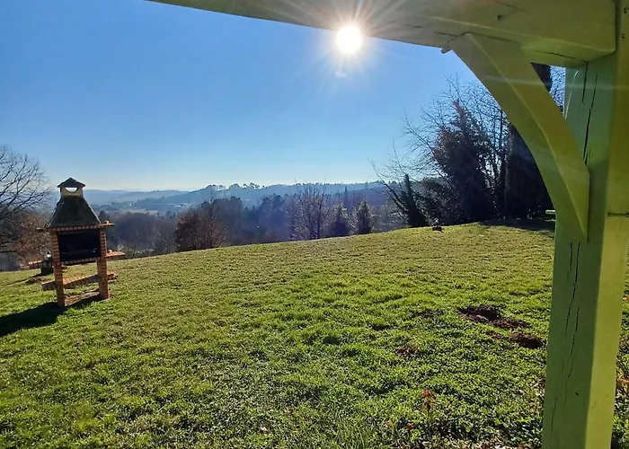 Maison Chaleureuse En Périgord Noir Casa vacanze Marcillac-Saint-Quentin